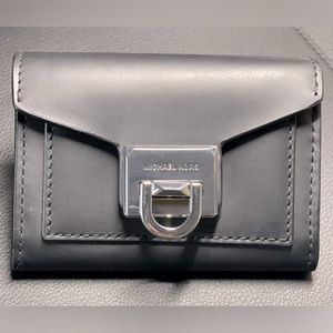 NWOT authentic Michael Kors slim wallet